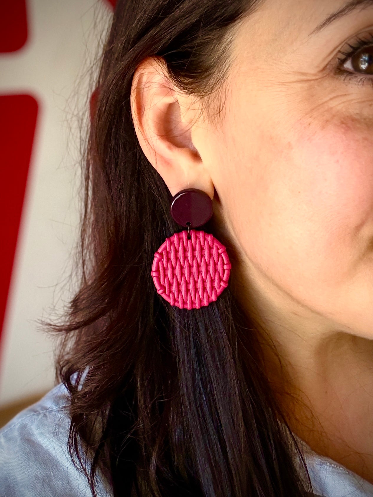 Bobbie Retro Rattan Dangle Earrings — Burgundy & Punch Pink