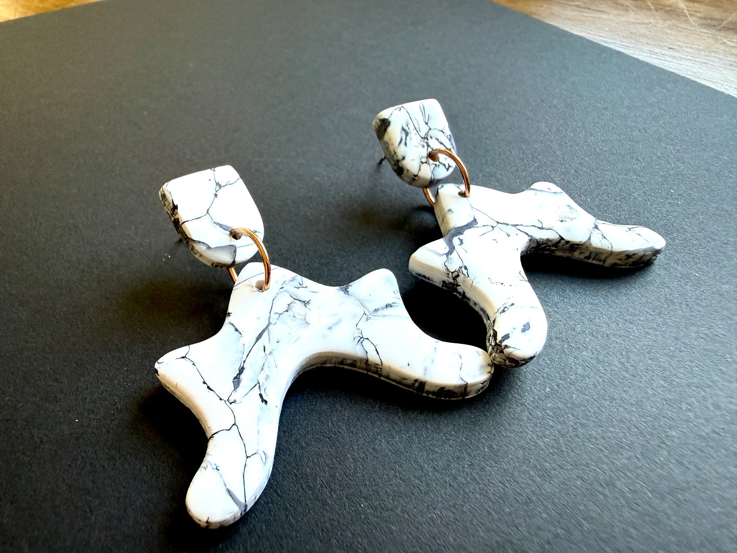 Astrid Marbled Polymer Clay Earrings - Waves