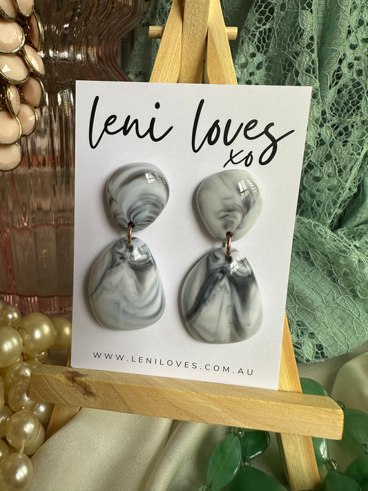 Faye Retro Dangle Earrings — Smokey