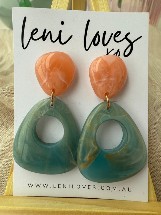 Daphne Retro Dangle Earrings — Candy Pink & Seafoam Blue