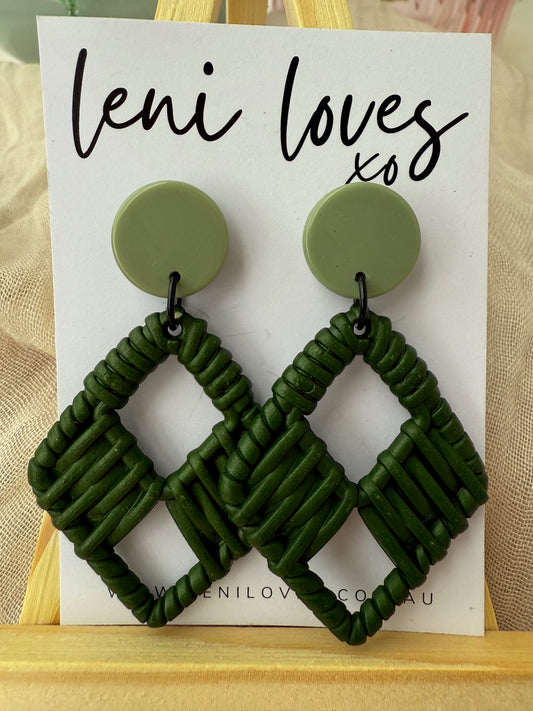Claire Retro Rattan Dangle Earrings — Avocado & Forest Green