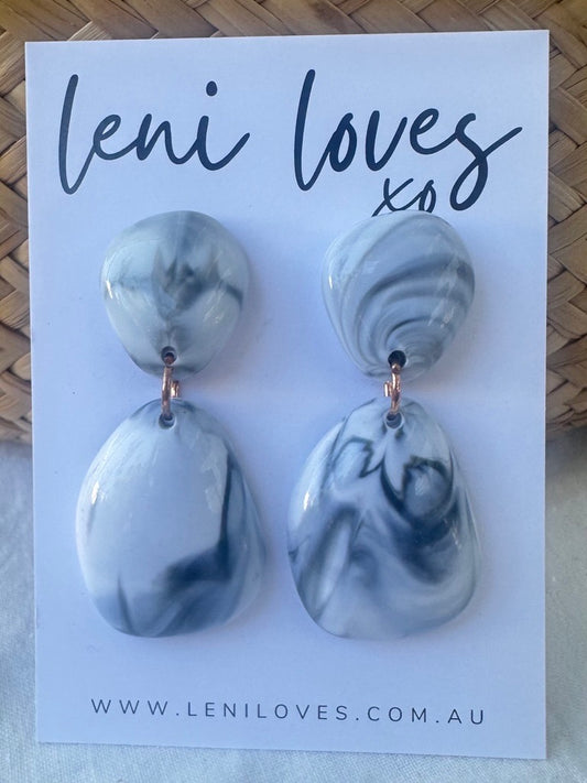 Faye Retro Dangle Earrings — Smokey